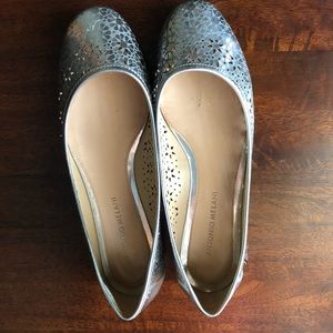 Antonio Melani Silver Metallic Flats